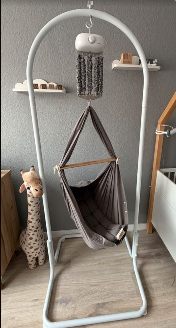 Berceau Swing2Sleep pour bébé, livré avec de nombreux accessoires